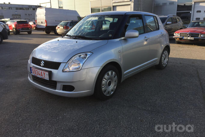 Suzuki Swift 3 generation Hatchback 5-doors