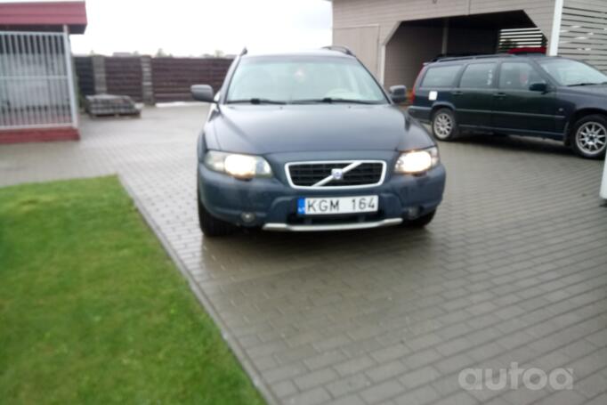 Volvo V70 2 generation wagon
