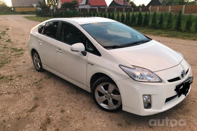 Toyota Prius 3 generation Hatchback 5-doors