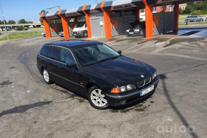 BMW 5 Series E39 Touring wagon