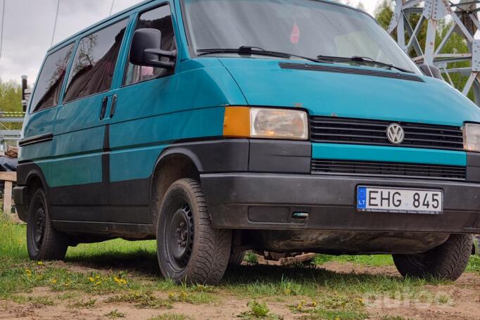 Volkswagen Caravelle T4 Minivan