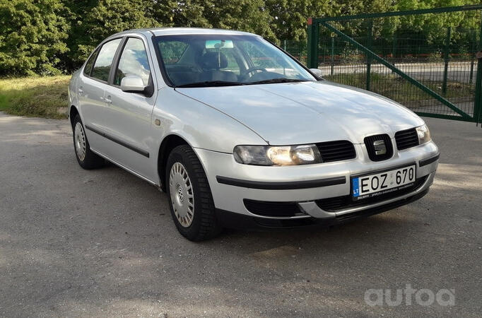 SEAT Toledo 2 generation Sedan