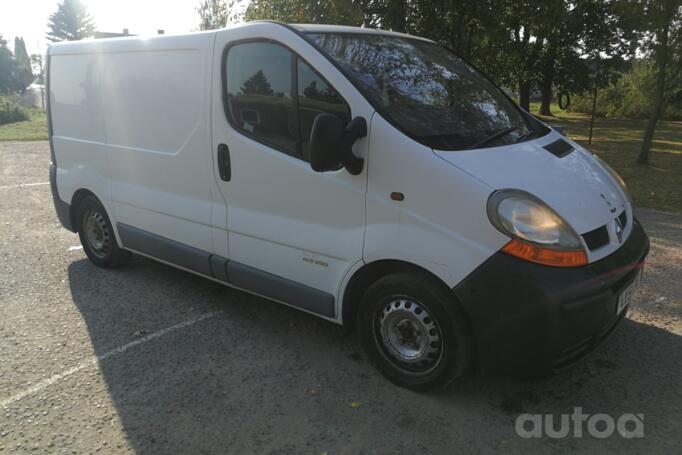 Renault Trafic 2 generation Minivan