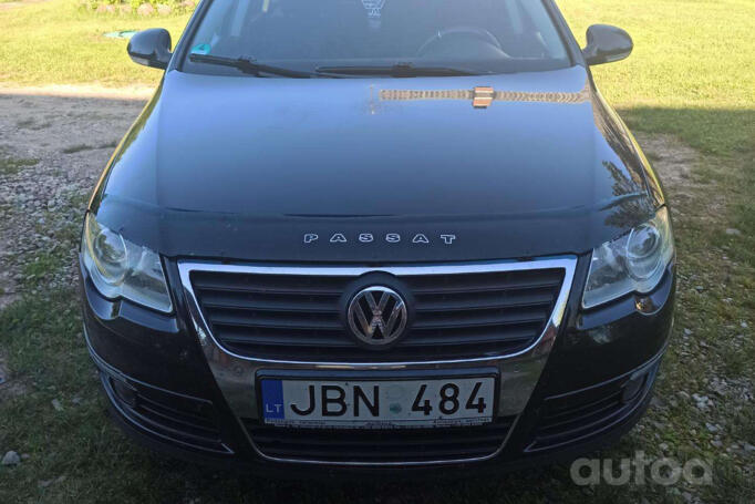 Volkswagen Passat B6 wagon 5-doors