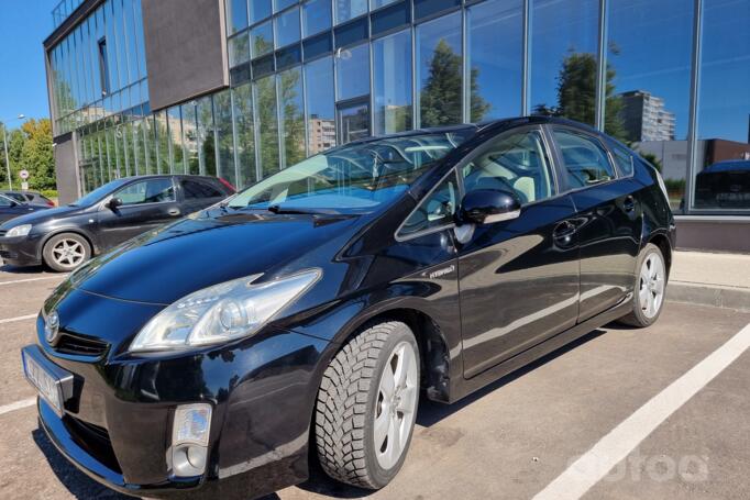 Toyota Prius 3 generation Hatchback 5-doors