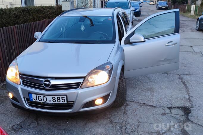 Opel Astra H [restyling]