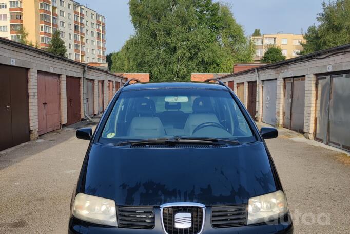 SEAT Alhambra 1 generation [restyling] Minivan