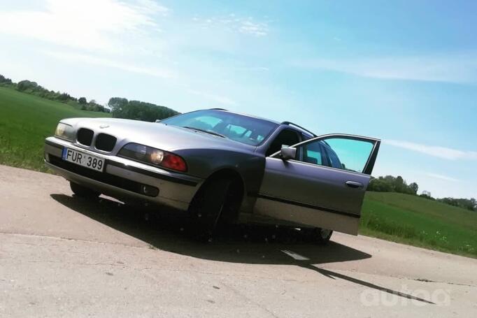 BMW 5 Series E39 Touring wagon