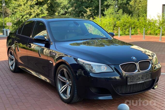 BMW M5 E60/E61 Sedan