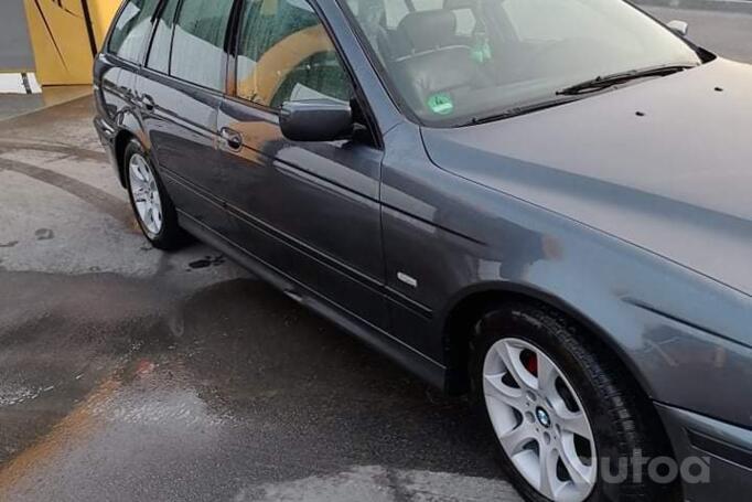 BMW 5 Series E39 Touring wagon