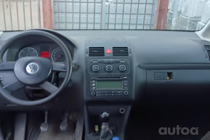 Volkswagen Touran 1 generation Minivan