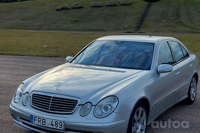 Mercedes-Benz E-Class W211 Sedan