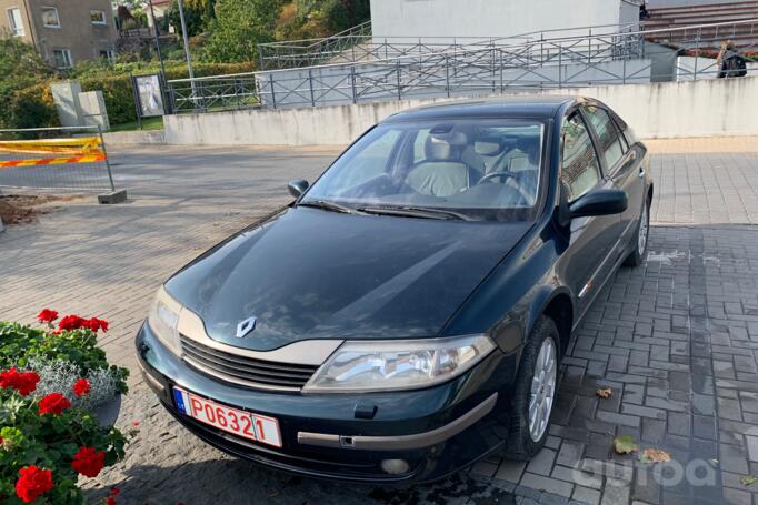 Renault Laguna 2 generation Liftback