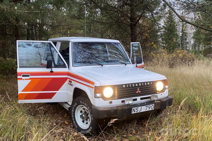 Mitsubishi Pajero 1 generation Metal Top SUV 3-doors