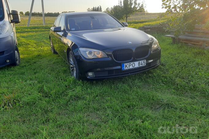 BMW 7 Series F01/F02 Sedan