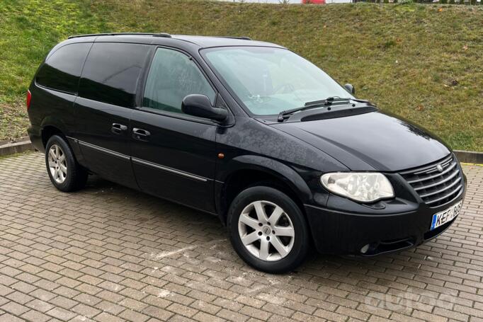 Chrysler Voyager 4 generation [restyling] Minivan Grand