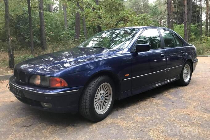 BMW 5 Series E39 Sedan 4-doors