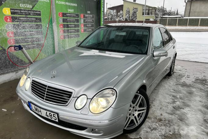 Mercedes-Benz E-Class W211 Sedan