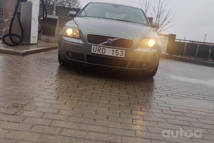 Volvo S40 2 generation Sedan