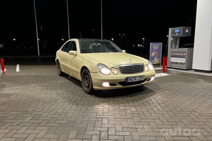 Mercedes-Benz E-Class W211 Sedan