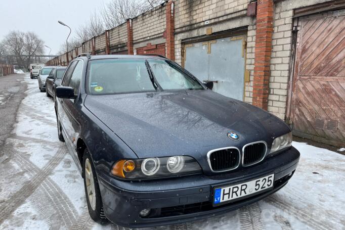 BMW 5 Series E39 Touring wagon
