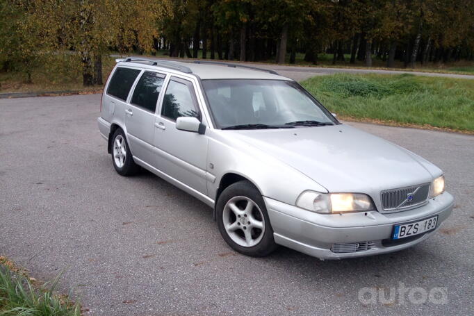 Volvo V70 1 generation XC wagon 5-doors