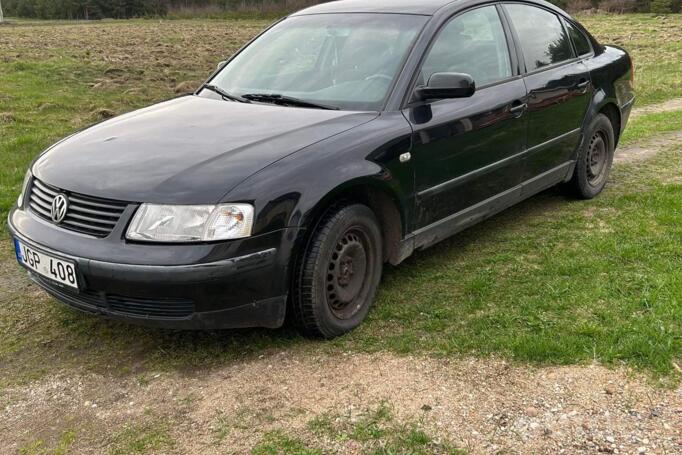 Volkswagen Passat B5 Sedan 4-doors