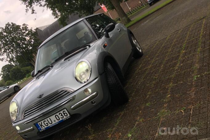 Mini One R50 Hatchback