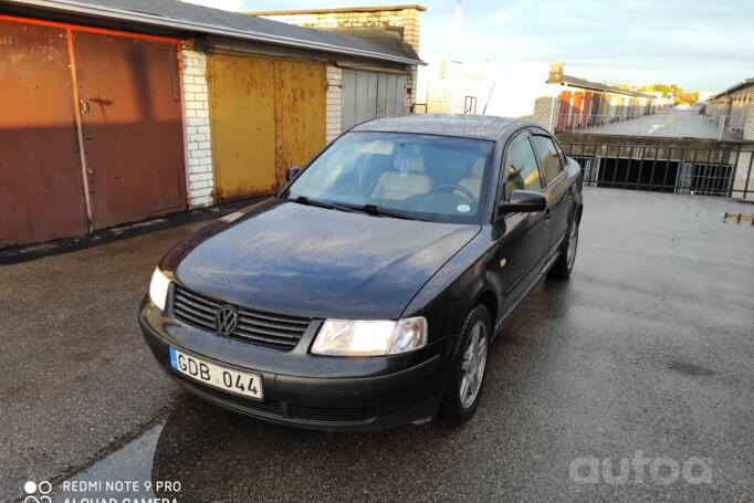 Volkswagen Passat B5 Sedan 4-doors
