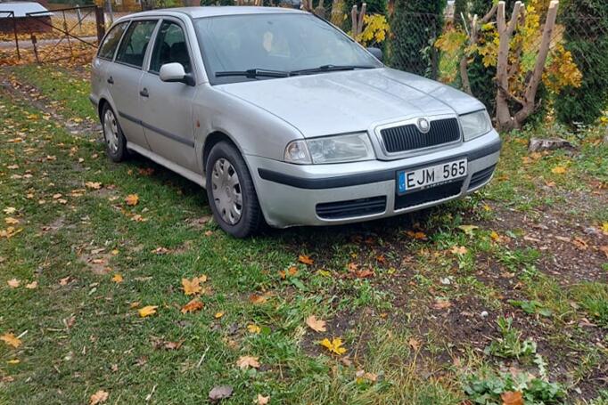 Skoda Octavia 1 generation Combi wagon 5-doors