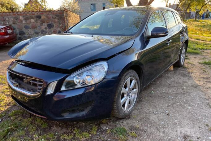 Volvo V60 1 generation wagon