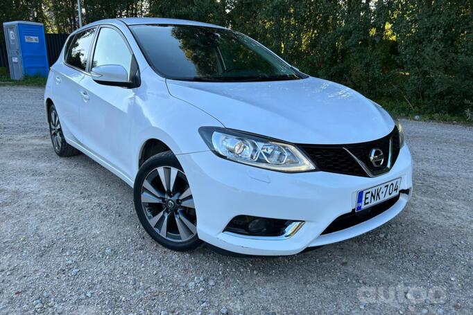 Nissan Pulsar NB17