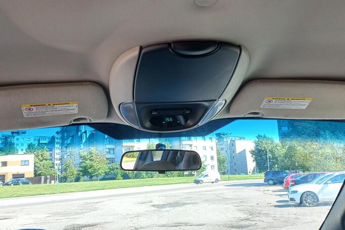 Chrysler Voyager 4 generation [restyling] Minivan