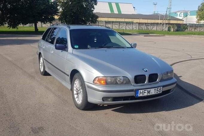 BMW 5 Series E39 Touring wagon