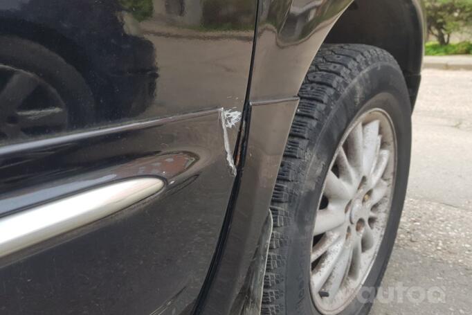 Chrysler Voyager 4 generation [restyling] Minivan Grand