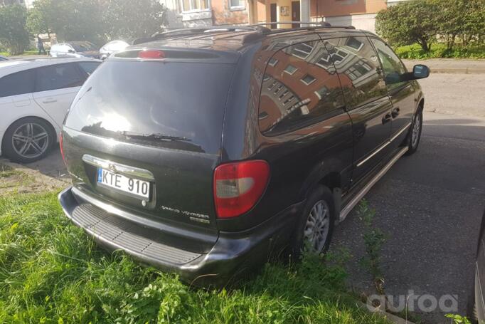 Chrysler Voyager 4 generation [restyling] Minivan Grand