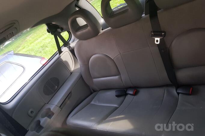 Chrysler Voyager 4 generation [restyling] Minivan Grand