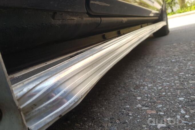 Chrysler Voyager 4 generation [restyling] Minivan Grand