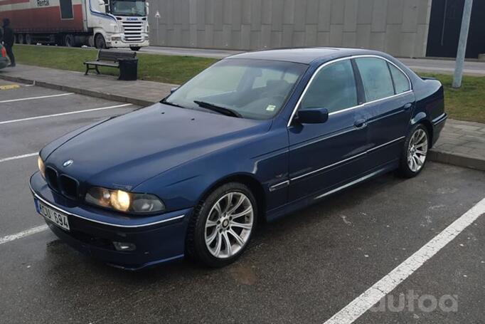 BMW 5 Series E39 Sedan 4-doors