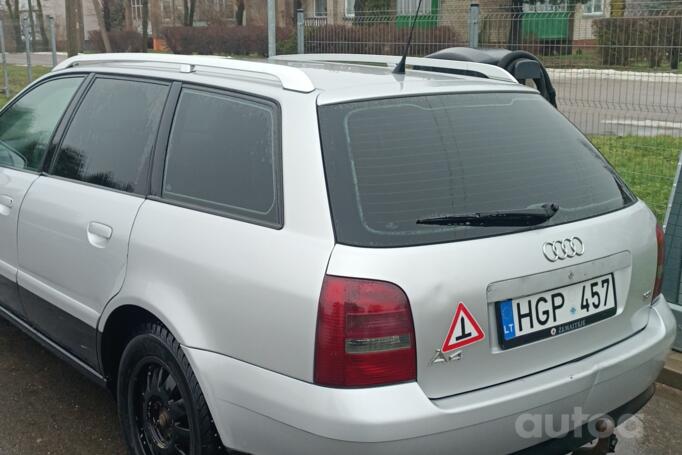 Audi A4 B5 [restyling] Avant wagon 5-doors