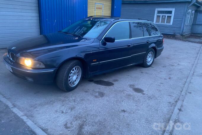 BMW 5 Series E39 Touring wagon
