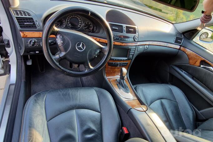 Mercedes-Benz E-Class W211 Sedan