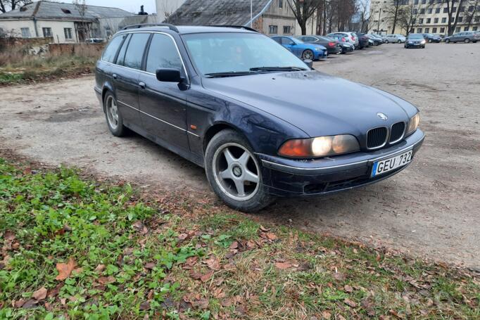 BMW 5 Series E39 Touring wagon