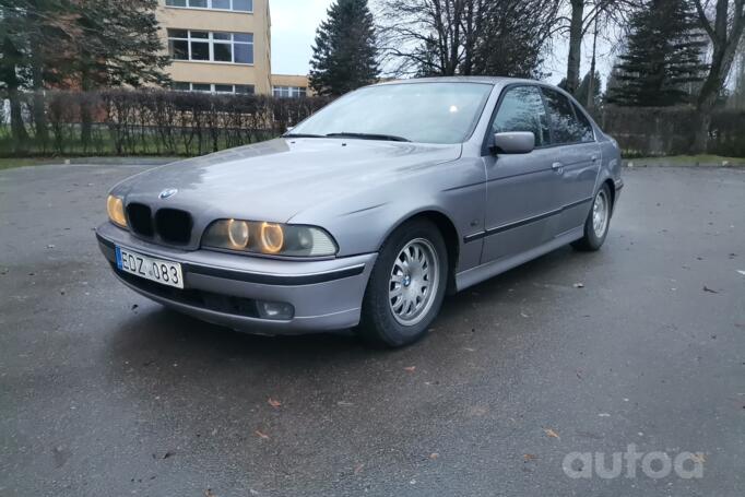 BMW 5 Series E39 Sedan 4-doors