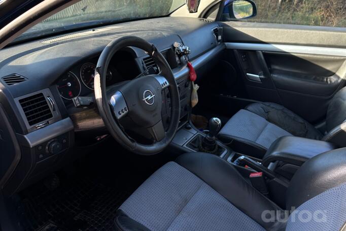 Opel Vectra C GTS hatchback