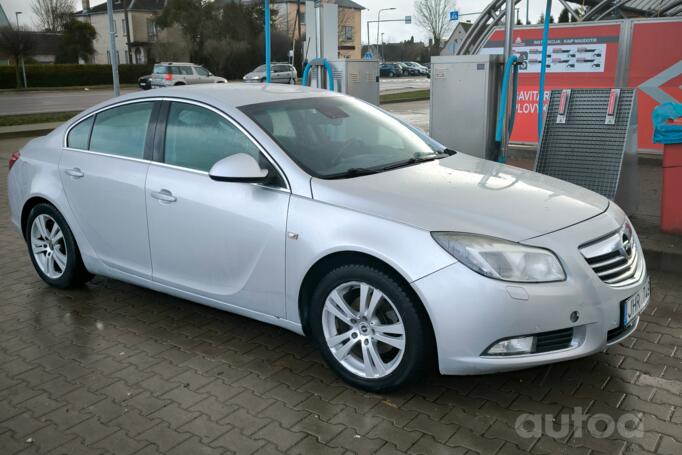 Opel Insignia A Sedan 4-doors