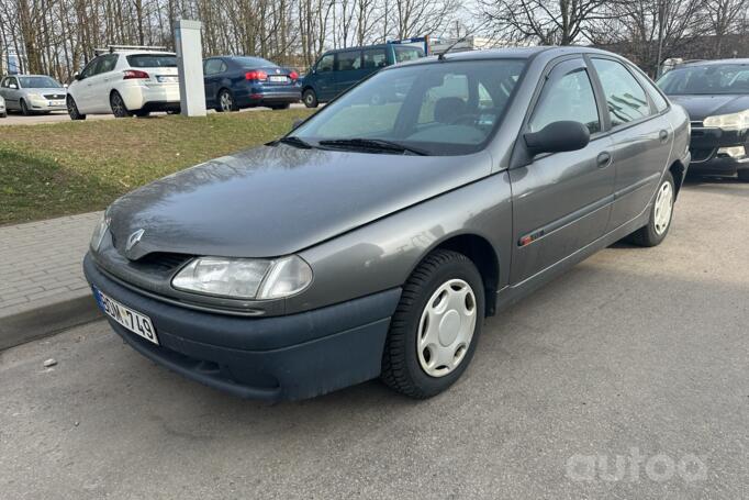 Renault Laguna 1 generation [restyling] Liftback