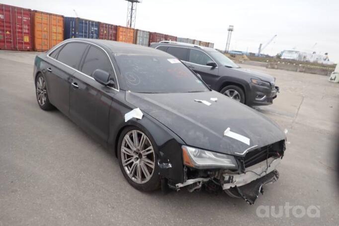 Audi A8 D4/4H Sedan