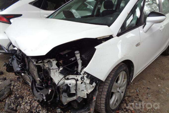 Opel Zafira C [restyling] Minivan