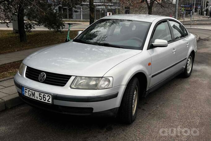 Volkswagen Passat B5 Sedan 4-doors